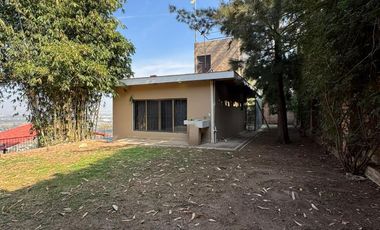 Casa en Venta en La Calera Coto Privado, 3 Niveles, Alberca, Jacuzzi, Vista Panorámica