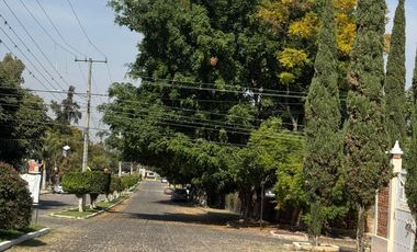 Casa en Venta en La Calera Coto Privado, 3 Niveles, Alberca, Jacuzzi, Vista Panorámica