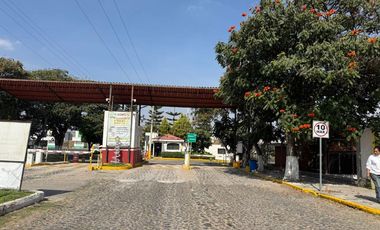 Casa en Venta en La Calera Coto Privado, 3 Niveles, Alberca, Jacuzzi, Vista Panorámica