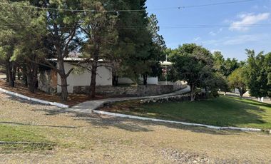 Casa en Venta en La Calera Coto Privado, 3 Niveles, Alberca, Jacuzzi, Vista Panorámica