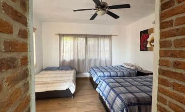 Casa en Venta en La Calera Coto Privado, 3 Niveles, Alberca, Jacuzzi, Vista Panorámica