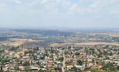 Terreno en Balcones de La Calera con vista panorámica
