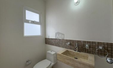 Casa en renta en Villas San Fernando, recámaras en suite