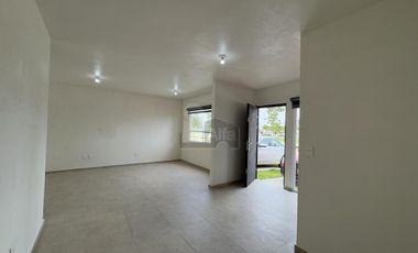 Casa en renta en Villas San Fernando, recámaras en suite