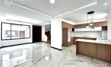 Venta de casa a estrenar Sector La Armenia II, cerca puente 3.