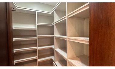 Casa Amoblada en Venta en El Poblado sector San Lucas