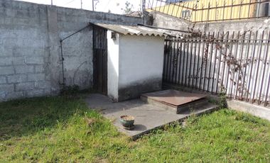 VENTA DE CASA EN CALDERON CON PISCINA