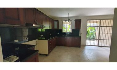 VENTA DE CASA EN CLAYTON EMBASSY GARDENS DISPONIBLE EN ENERO 2026 JP