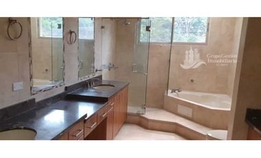 VENTA DE CASA EN CLAYTON EMBASSY GARDENS DISPONIBLE EN ENERO 2026 JP