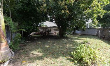 PARQUE LEFEVRE /  CERCA PARQUE OMAR / 967M / 4 HABITACIONES YH