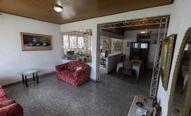 PARQUE LEFEVRE /  CERCA PARQUE OMAR / 967M / 4 HABITACIONES YH