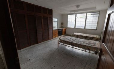 PARQUE LEFEVRE /  CERCA PARQUE OMAR / 967M / 4 HABITACIONES YH