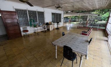 PARQUE LEFEVRE /  CERCA PARQUE OMAR / 967M / 4 HABITACIONES YH