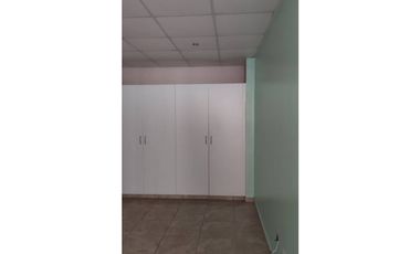 SE VENDE  CASA EN BRISAS DEL GOLF ARRAIJAN