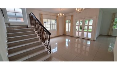 Venta de casa en Costa Sur, Villa Valencia