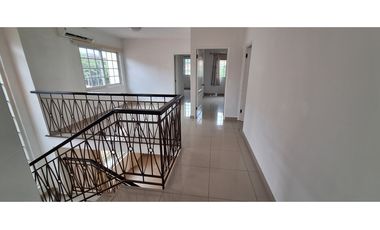 Venta de casa en Costa Sur, Villa Valencia