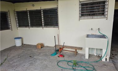 SAN ANTONIO / 285M / 4 HABITACIONES / CERCADA / TERRAZA Y PATIO JC