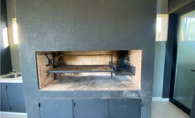 CASA EN ALQUILER A ESTRENAR  MINIMALISTA EN BARRIO PIONEROS