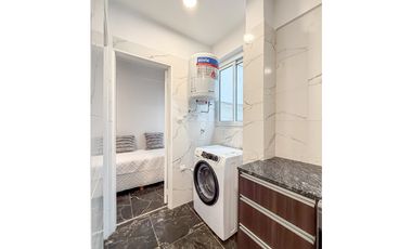 2 AMBIENTES CON DEPENDENCIA Y COCHERA. CENTRO.