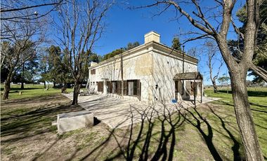 Campo en venta de 10 Has sobre ruta en Ranchos