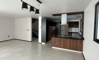 CASA EN VENTA EN MORILLOTLA, A ESTRENAR