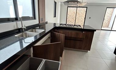 CASA EN VENTA EN MORILLOTLA, A ESTRENAR