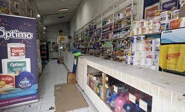Local Comercial en Arriendo en camilo Henriquez 769, Curico
