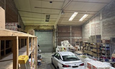 Local Comercial en Arriendo en camilo Henriquez 769, Curico