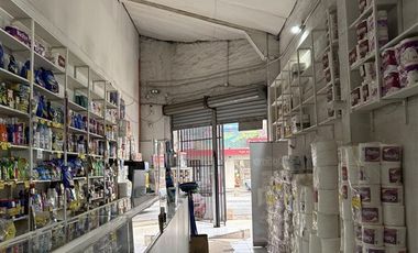 Local Comercial en Arriendo en camilo Henriquez 769, Curico