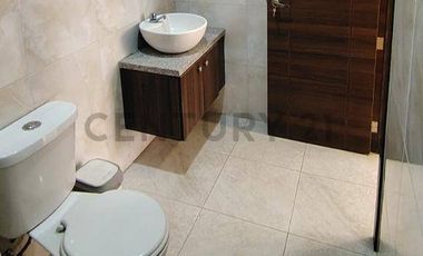 Casa en venta en Montecristi - Hermosa y Hogareña