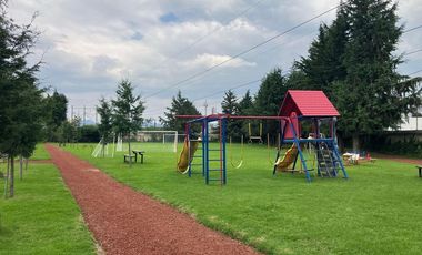 CASA EN VENTA CAMPESTRE DEL VIRREY METEPEC