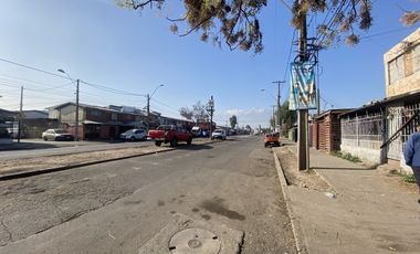 CASA 1PISO EN PLENA AVENIDA 3D1B PATIO Y ANTEJARDIN