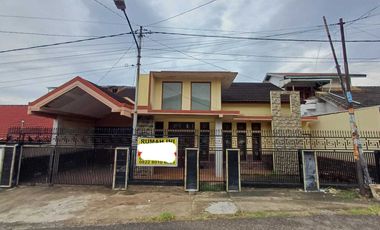 DIJUAL RUMAH TENGAH KOTA KOMPLEK WAY HITAM PALEMBANG