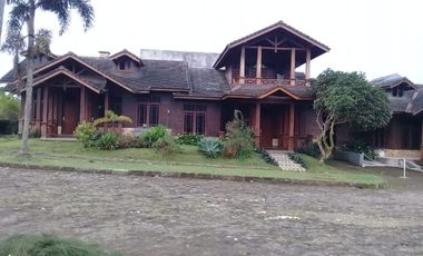 Villa Kayu Luas 490 Di Green Apple