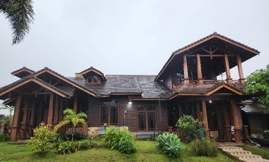 Villa Kayu Luas 490 Di Green Apple