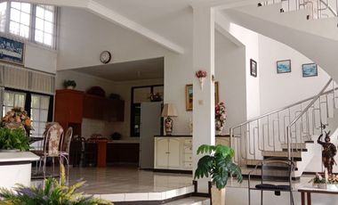 DIJUAL VILLA BUKIT TRAWAS GARDEN 1