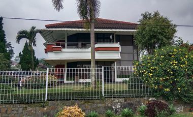DIJUAL VILLA BUKIT TRAWAS GARDEN 1