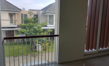 RUMAH GREEN LAKE WIYUNG SIAP HUNI