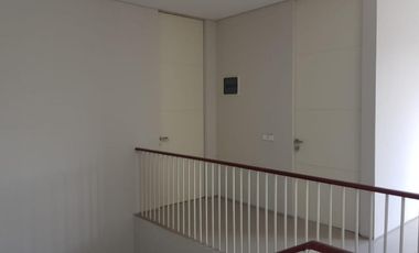 RUMAH GREEN LAKE WIYUNG SIAP HUNI