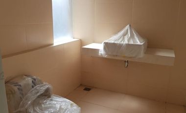 RUMAH GREEN LAKE WIYUNG SIAP HUNI