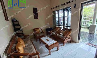 Rumah cantik nyaman di tengah kota boyolali