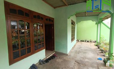 Rumah siap huni dekat jalan raya di teras boyolali
