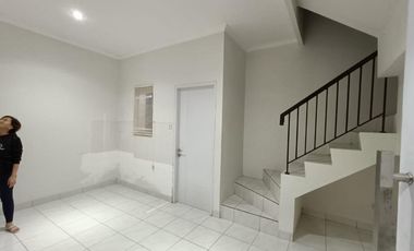 rumah cantik minimalis 2 lantai harga bersahabat di grandcity