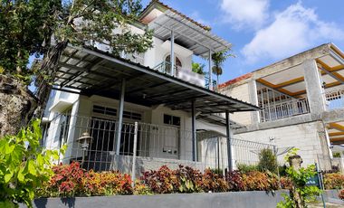 Villa Mewah dan Luas di Villa Kota Bunga Cipanas