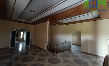 Rumah Mewah 2 pemandangan sawah dekat obyek wisata Janti Klaten