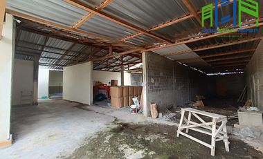 Rumah Mewah 2 pemandangan sawah dekat obyek wisata Janti Klaten