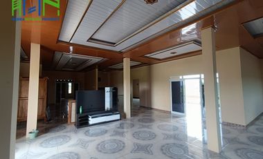 Rumah Mewah 2 pemandangan sawah dekat obyek wisata Janti Klaten