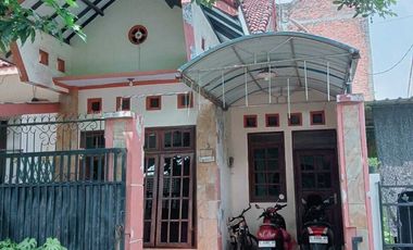 Jual murah rumah di candi mulyo  3 menit ke pasar legi Jombang