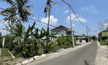 Tanah shm view sawah & sungai di jakal km10 selatan pasar gentan