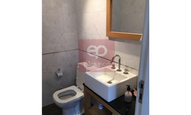 EXCELENTE CASA CON GRAN PARQUE Y PILETA CUBIERTA